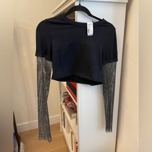 Black Tshirt Crop With Detailed Sleeves